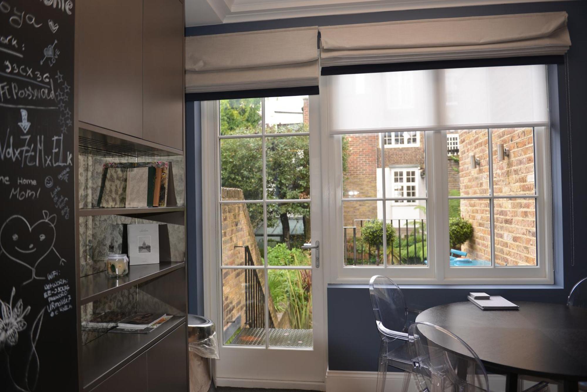 Vilă Luxury 4 Bedrooms 5 Baths 2 Receptions Family House With Garden Chelsea Londra