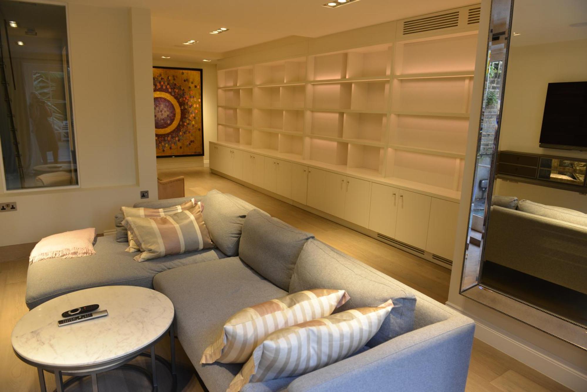 Vilă Luxury 4 Bedrooms 5 Baths 2 Receptions Family House With Garden Chelsea