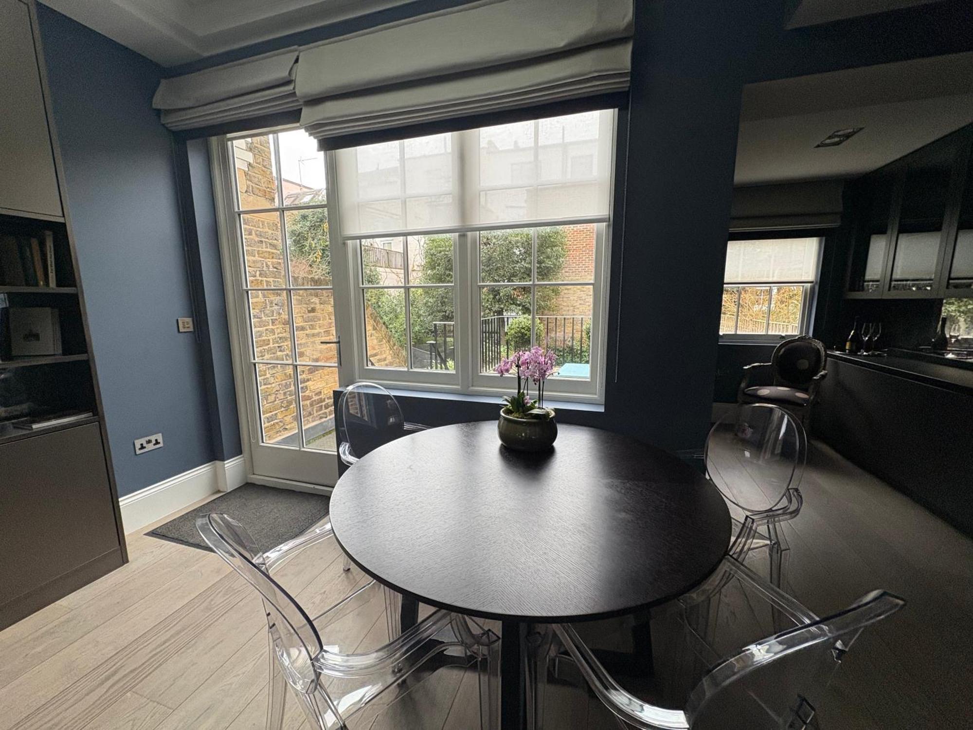 Vilă Luxury 4 Bedrooms 5 Baths 2 Receptions Family House With Garden Chelsea *